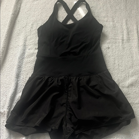 Amazon Women's Black Cross-Back Jumpsuit - Picture 1 of 5